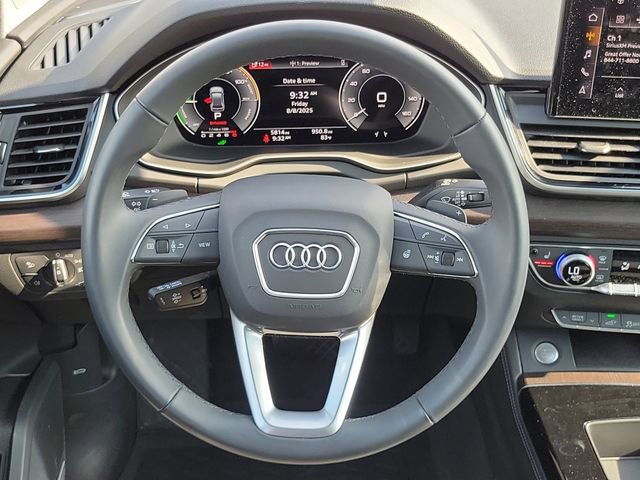 Used 2024 Audi Q5 e Premium Plus w/ Premium Plus Package image 25