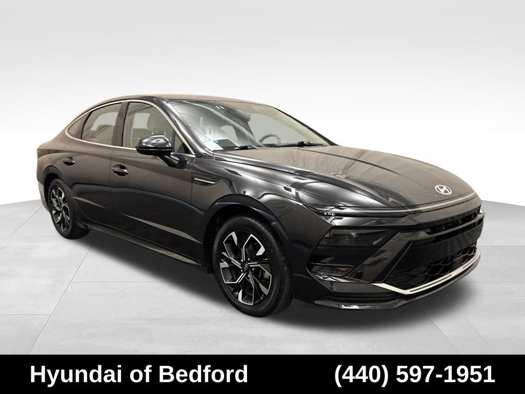Used 2024 Hyundai Sonata SEL FWD image 3