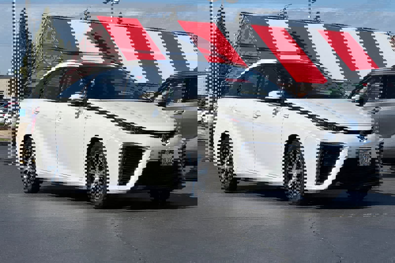 Used 2016 Toyota Mirai image 5