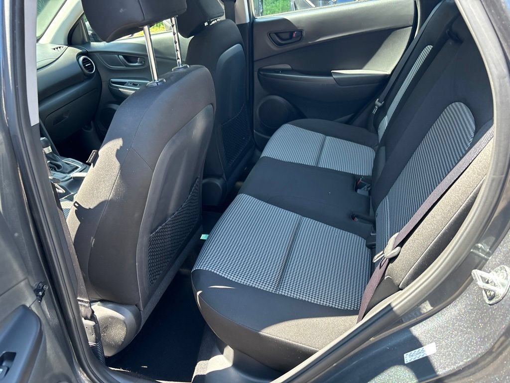 Used 2019 Hyundai Kona SE FWD image 16