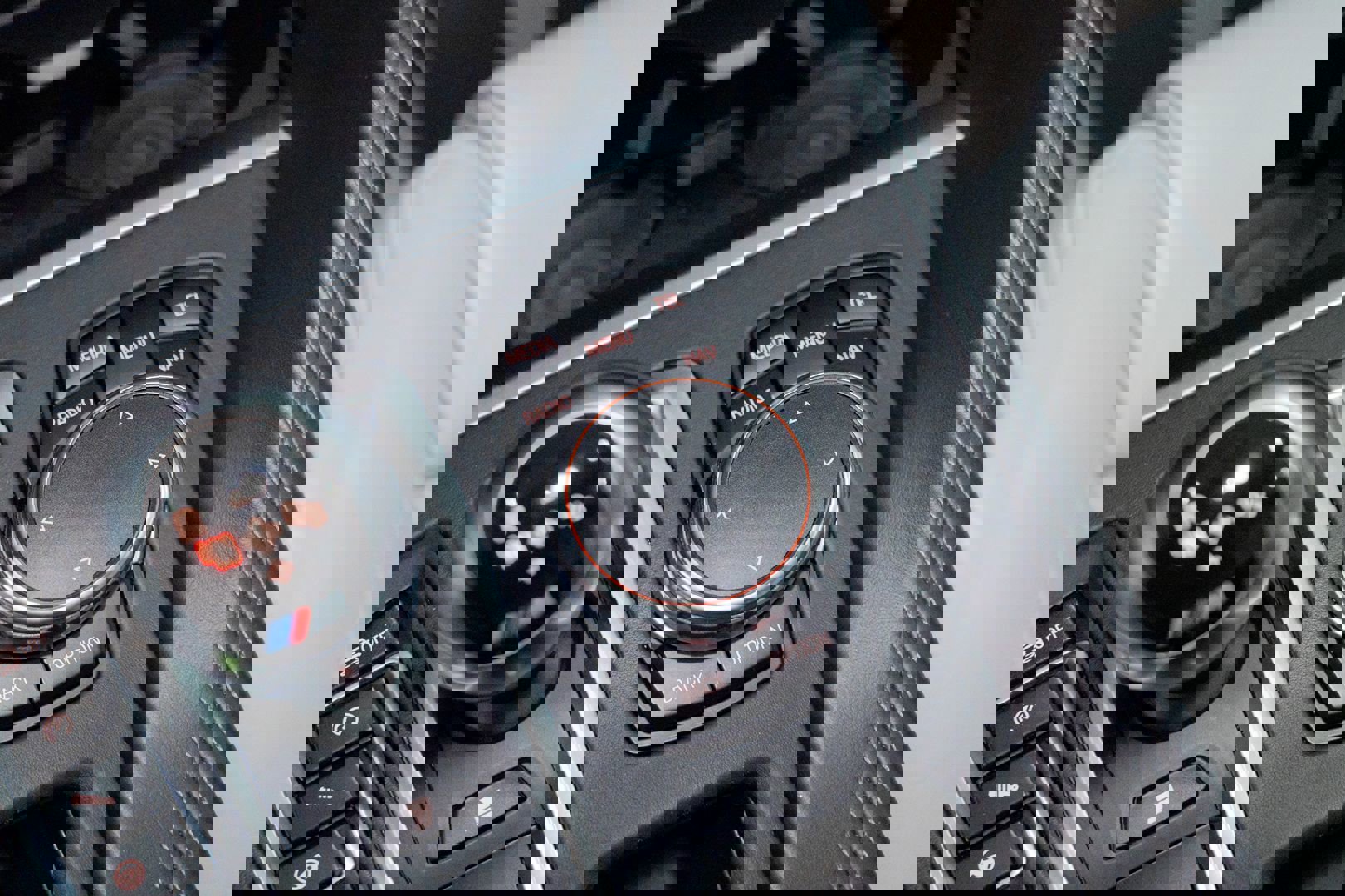 Used 2015 BMW X5 M image 51