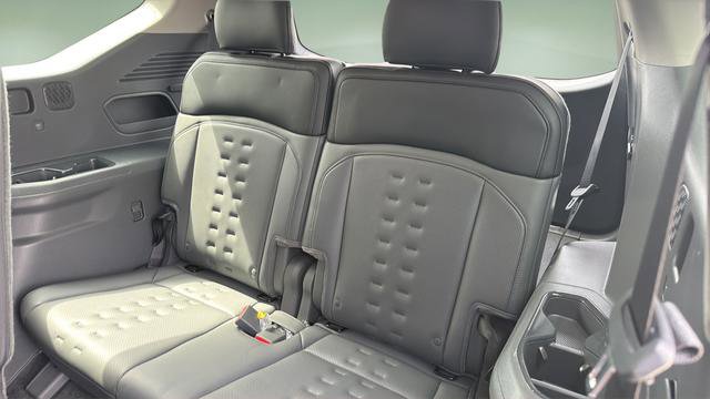 Used 2026 Kia EV9 Wind image 27