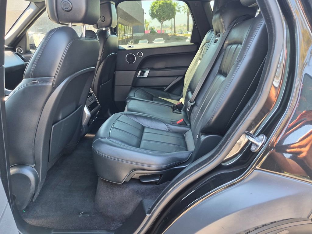 Used 2021 Land Rover Range Rover Sport SE image 25