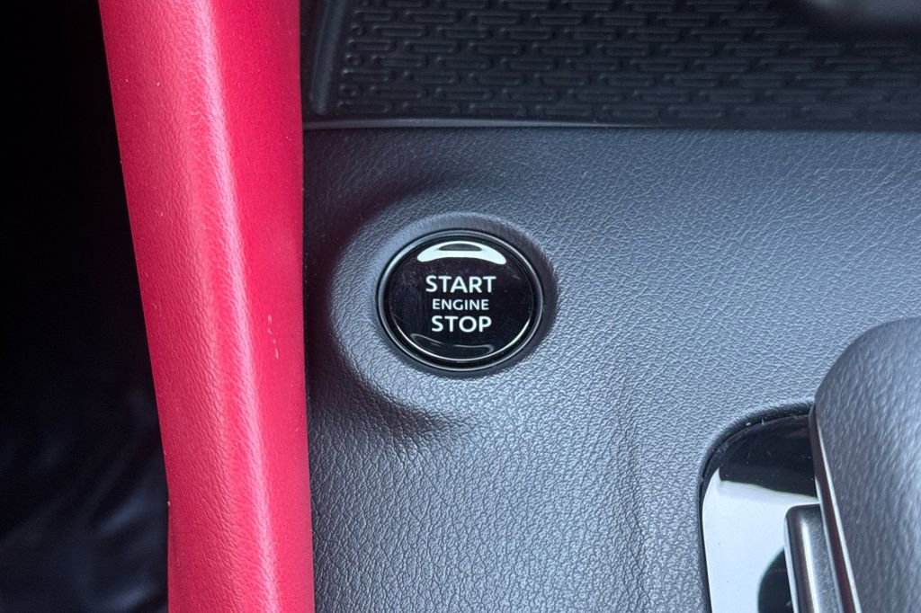 Used 2024 Nissan Z Performance w/ Floor Mat Package image 19