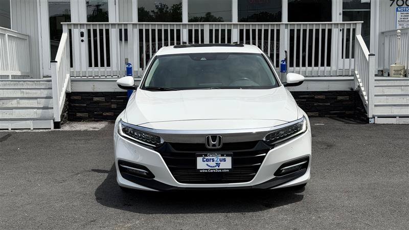 Used 2018 Honda Accord Touring image 8
