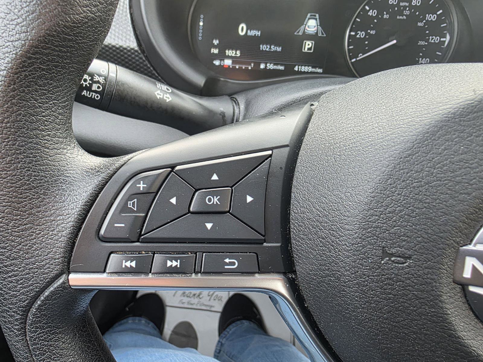 Used 2023 Nissan Kicks SV image 17