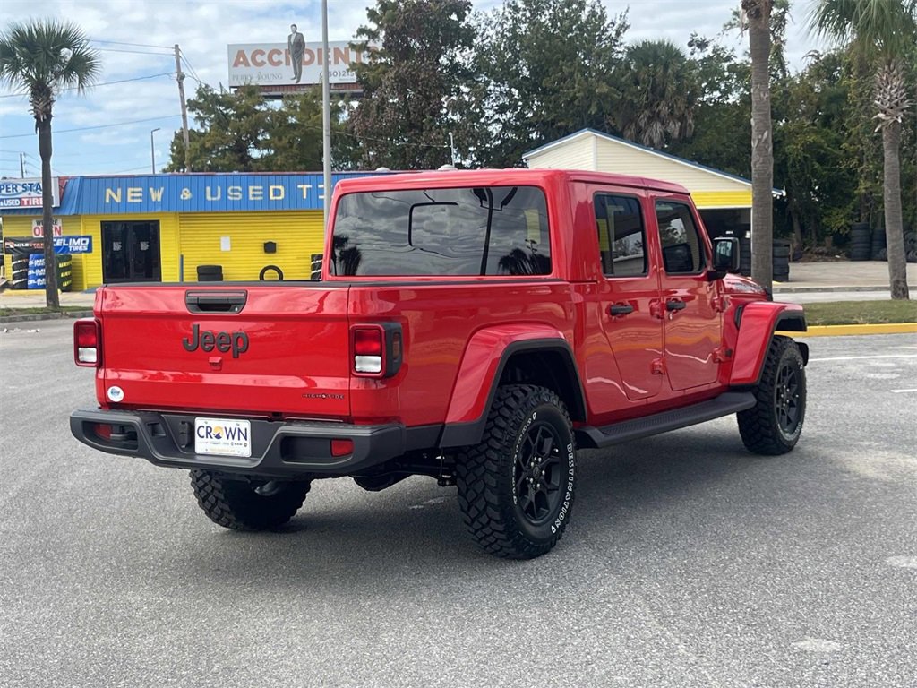 New 2025 Jeep Gladiator Sport image 5
