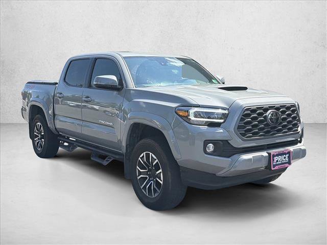 Used 2020 Toyota Tacoma TRD Sport w/ TRD Premium Sport Package AWD/4WD image 3