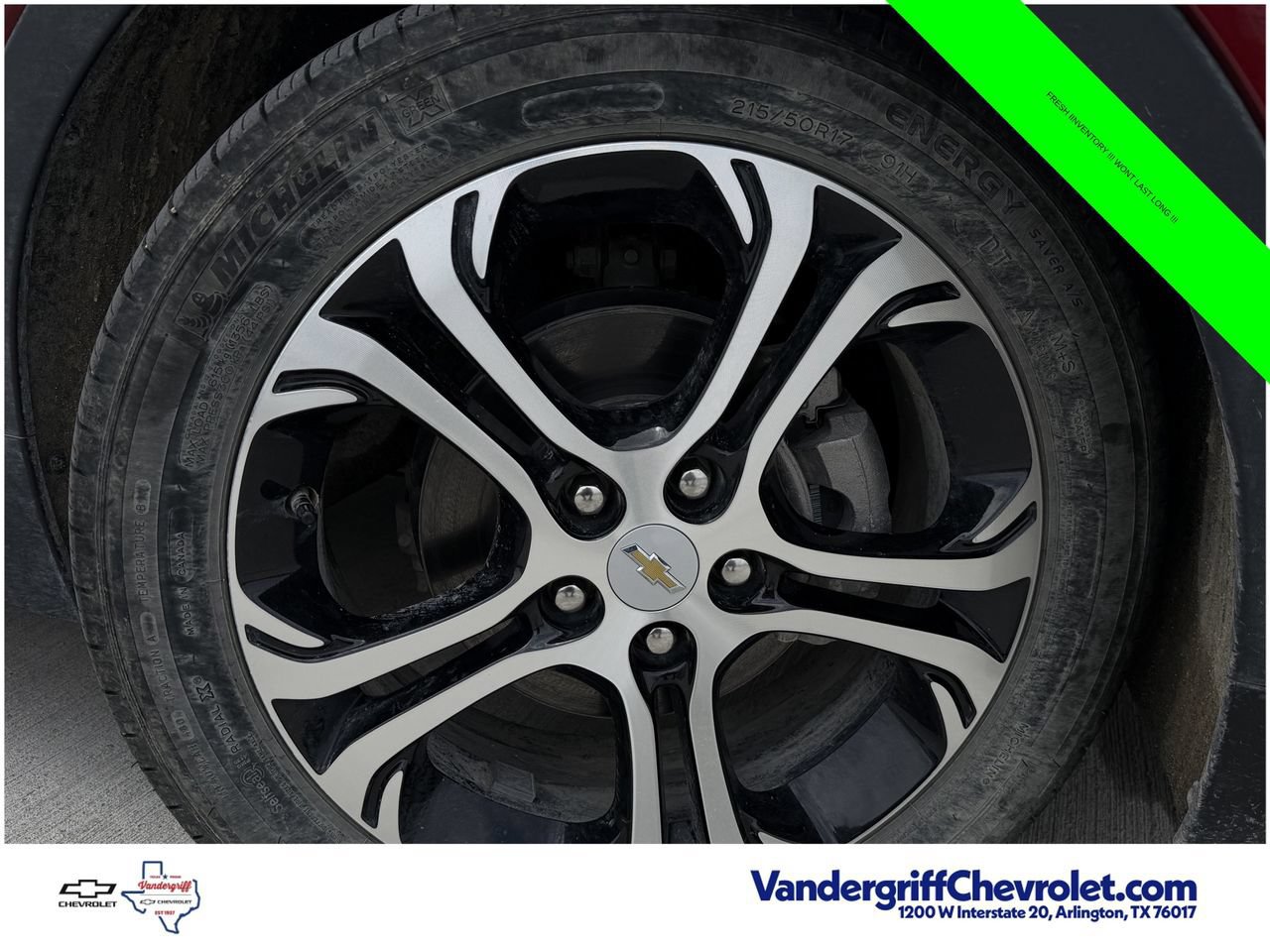 Used 2021 Chevrolet Bolt Premier w/ Infotainment Package FWD image 10
