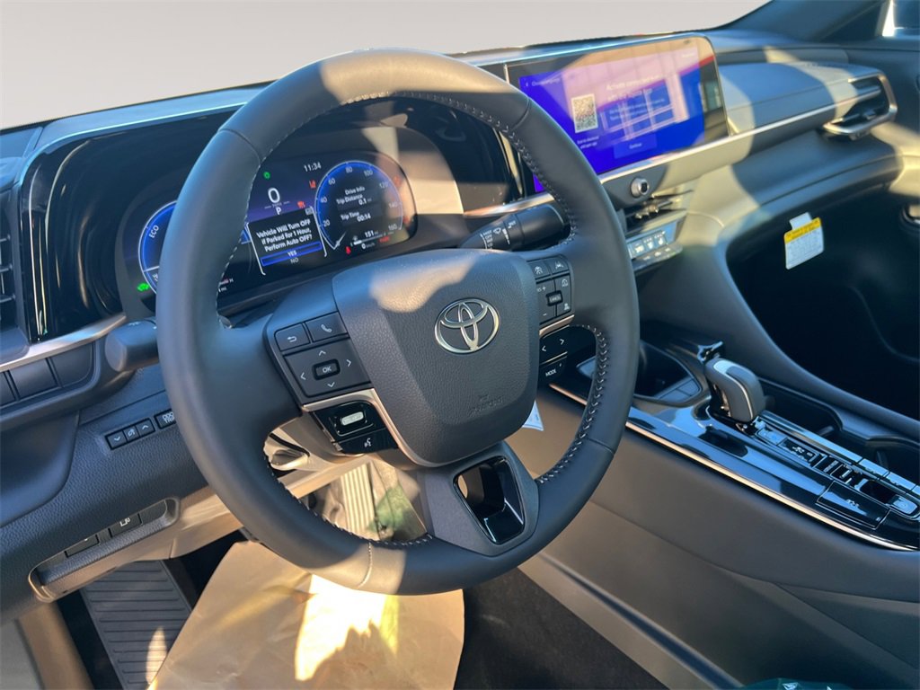 New 2026 Toyota Crown XLE image 12