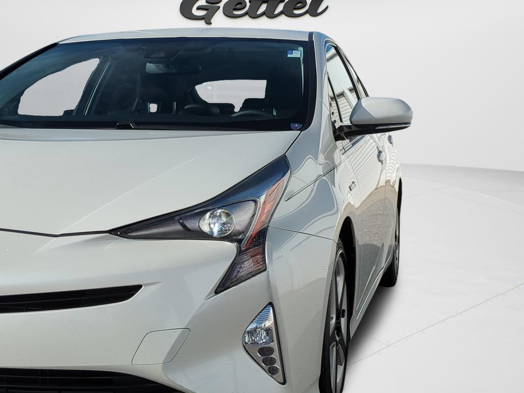 Used 2017 Toyota Prius Four Touring FWD image 25