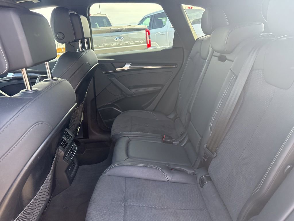 Used 2022 Audi SQ5 Premium Plus w/ Premium Plus Package AWD/4WD image 11