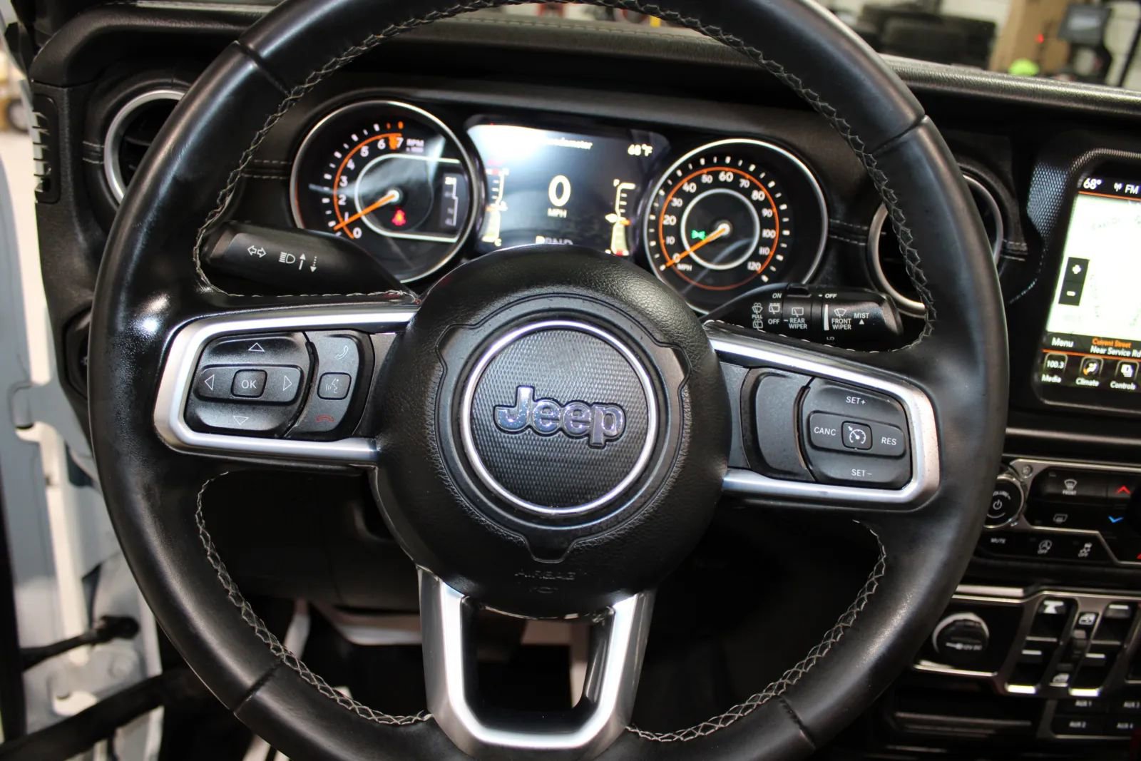 Used 2021 Jeep Wrangler Unlimited Sahara image 37