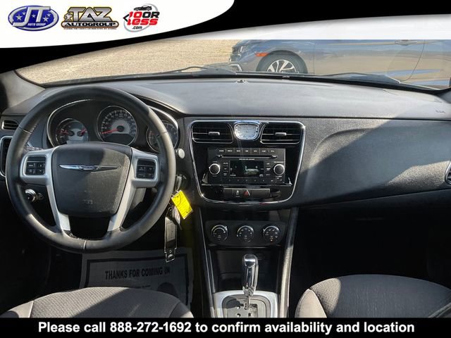 Used 2012 Chrysler 200 Touring image 16