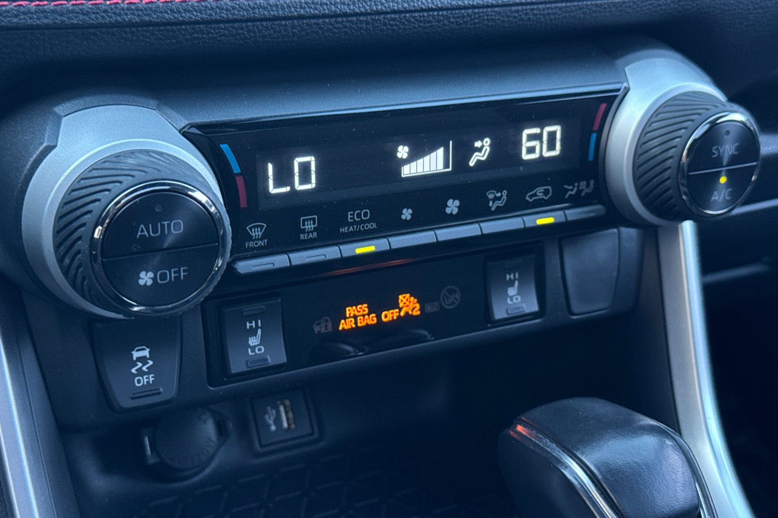 Certified 2023 Toyota RAV4 SE image 27