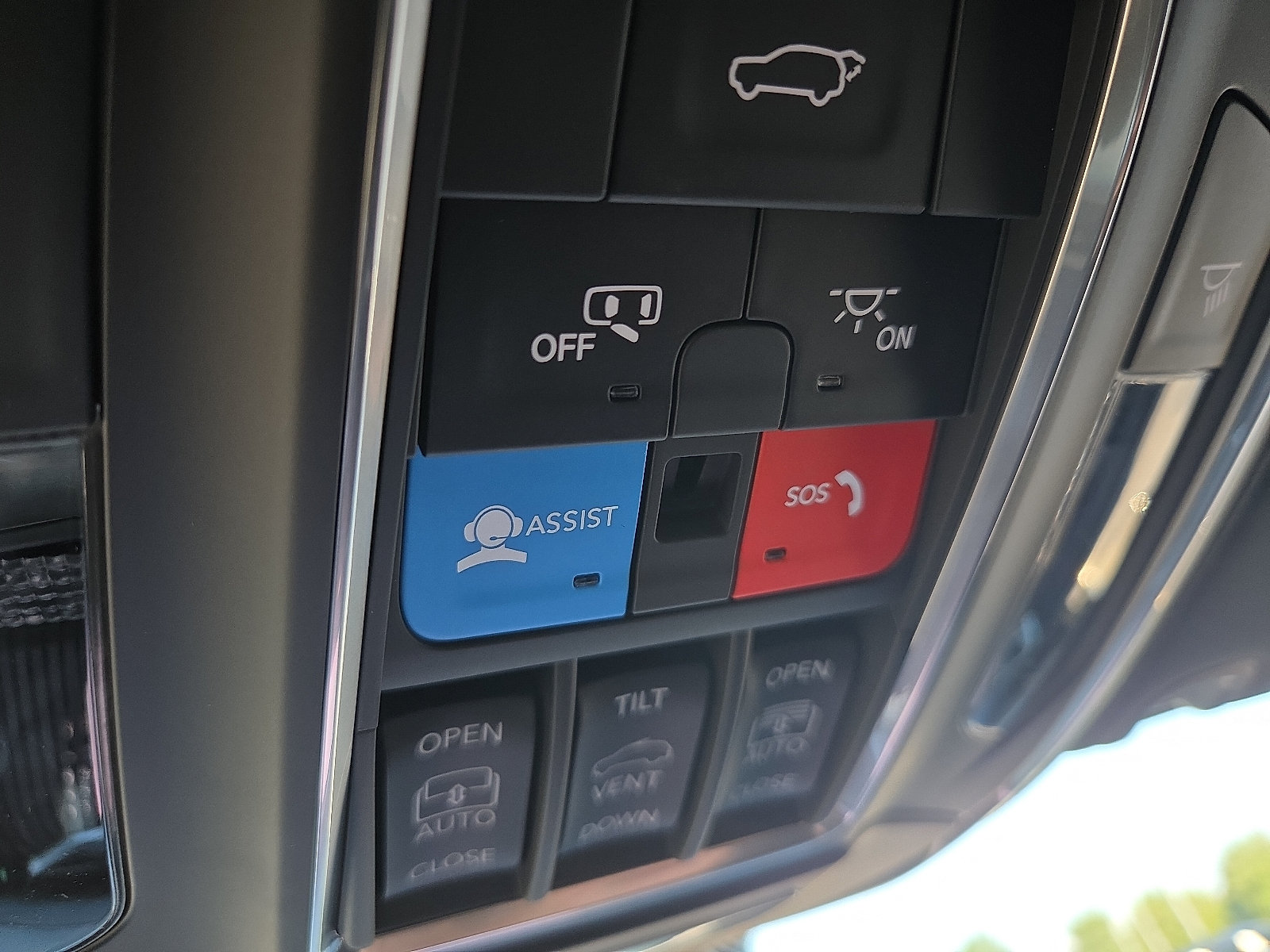 New 2026 Jeep Cherokee Overland w/ Trailer Tow Group AWD/4WD image 18