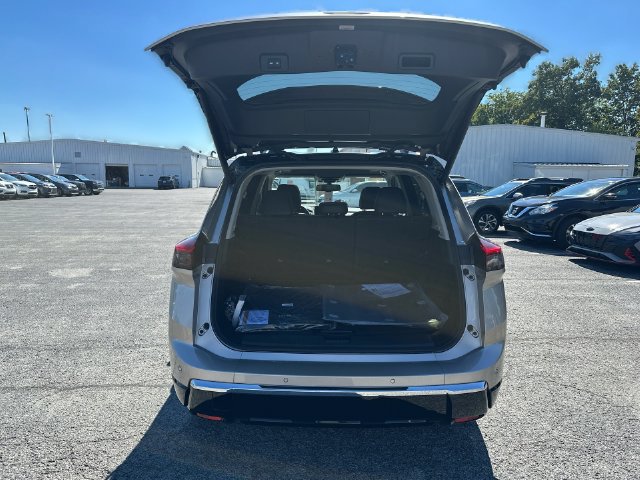 New 2026 Nissan Rogue Platinum w/ Platinum Premium Package AWD/4WD image 30
