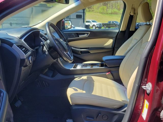 Used 2020 Ford Edge SEL w/ Convenience Package AWD/4WD image 9