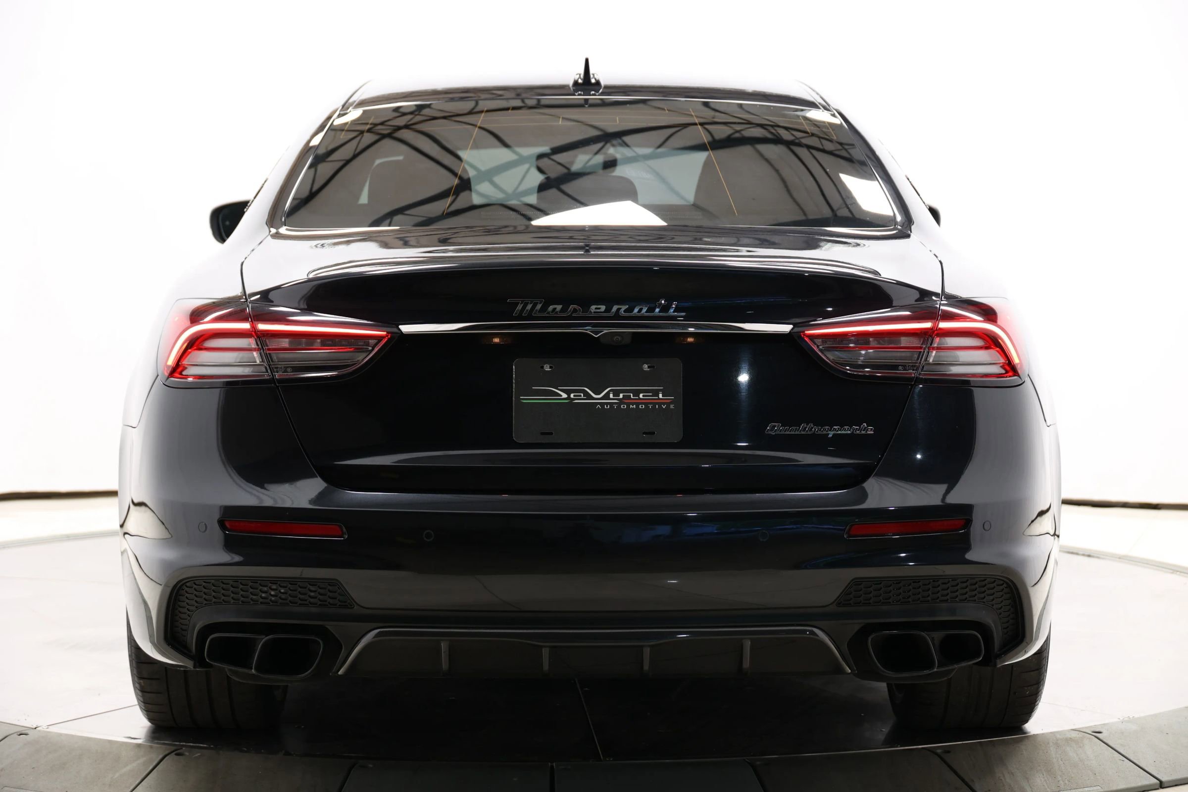 Used 2022 Maserati Quattroporte Trofeo image 63