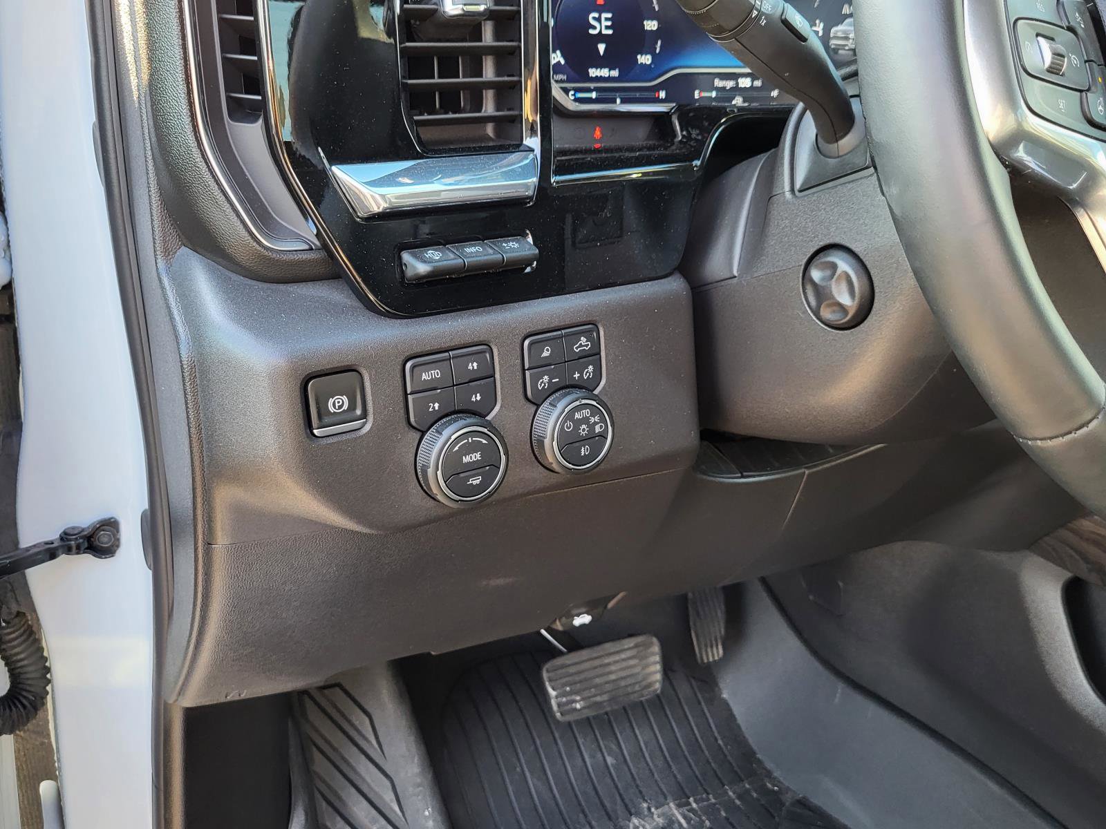 Used 2024 Chevrolet Silverado 1500 LTZ w/ Technology Package image 19