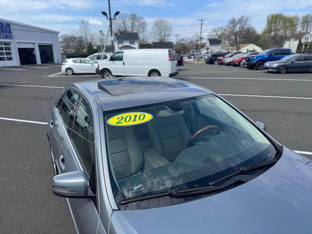 Used 2010 Mercedes-Benz E 350 4MATIC Sedan image 13