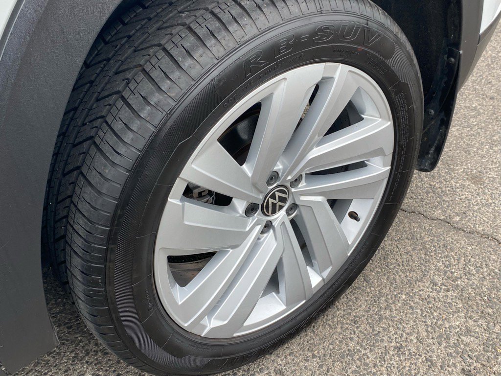 Certified 2022 Volkswagen Atlas Cross Sport SE w/ Panoramic Sunroof Package image 21