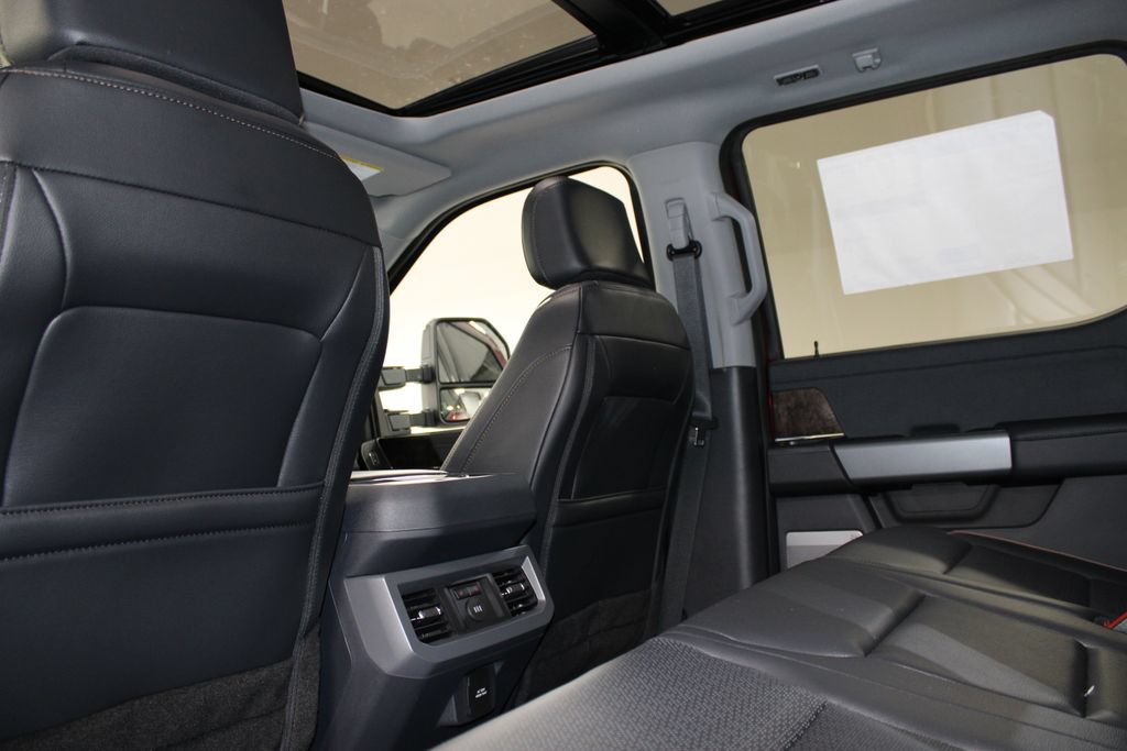 New 2026 Ford F250 Lariat w/ Black Appearance Package AWD/4WD image 26