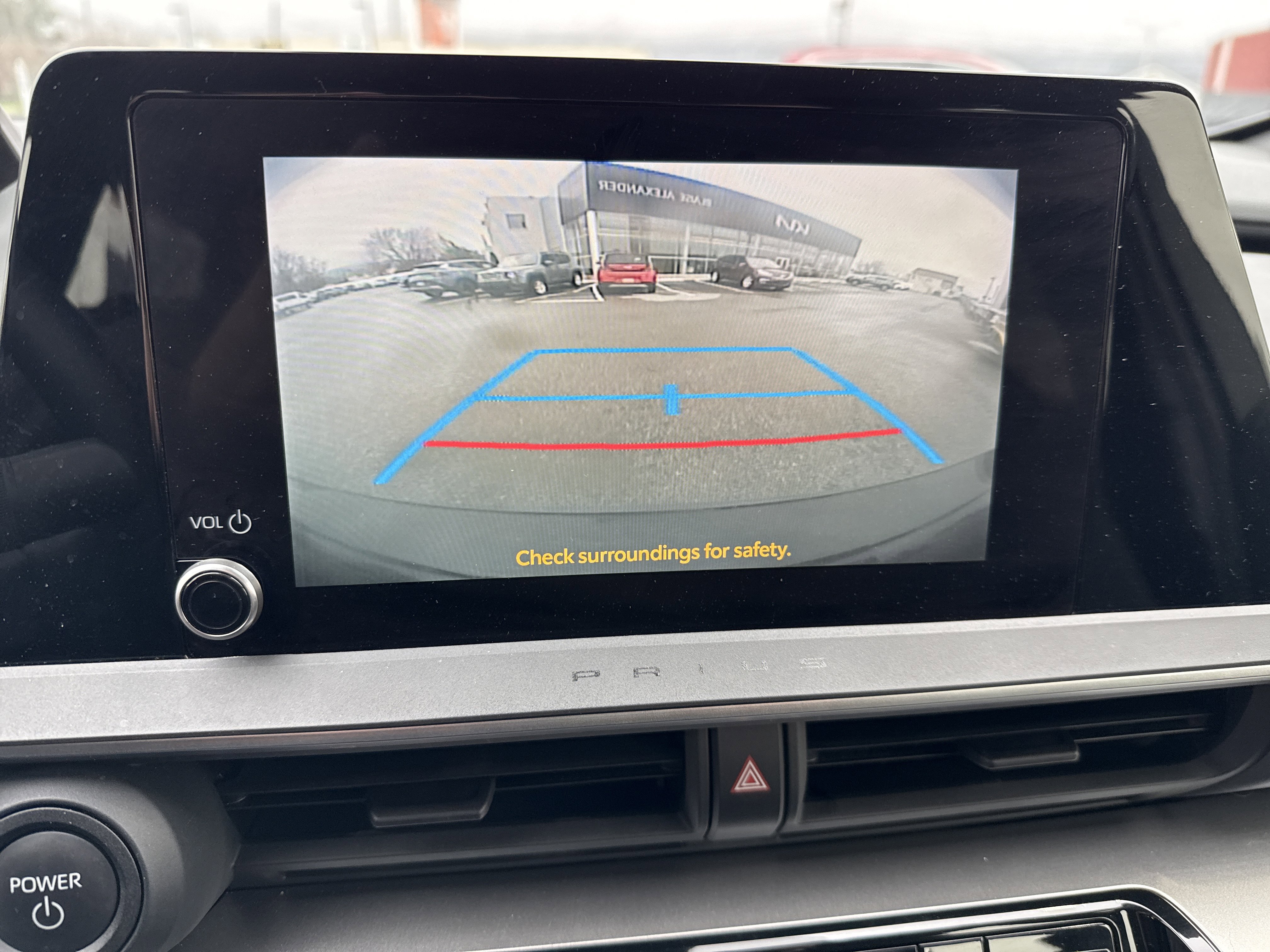 Used 2024 Toyota Prius LE FWD image 26