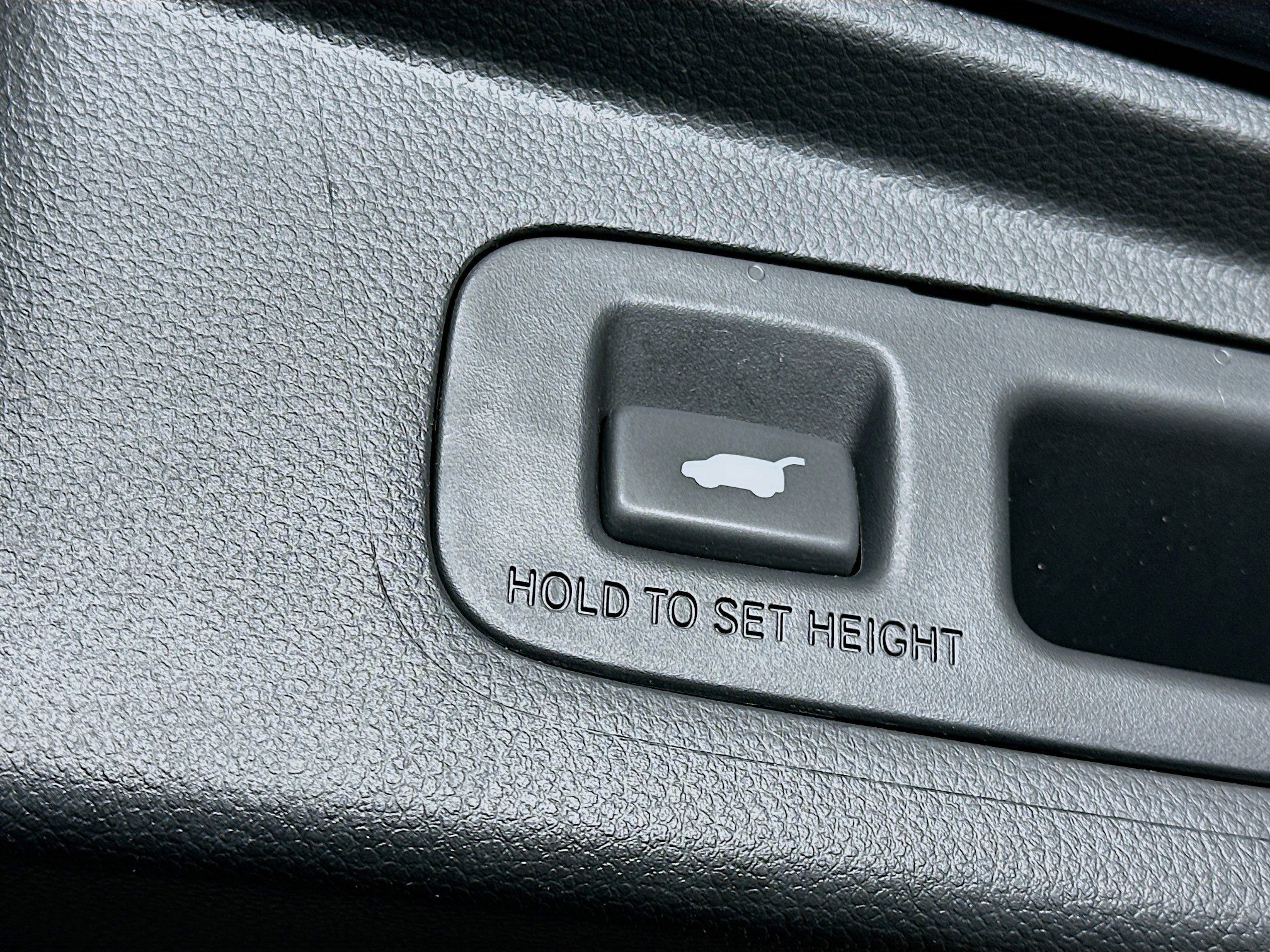 Used 2025 Honda CR-V EX-L image 30