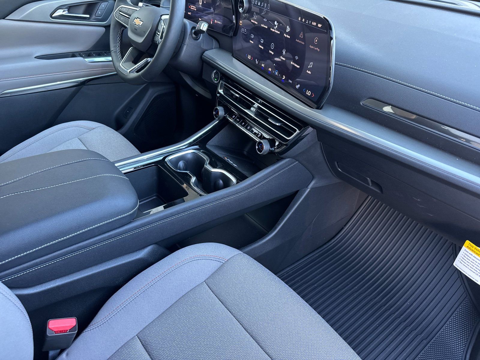New 2026 Chevrolet Traverse LT w/ Driver Confidence Package image 18