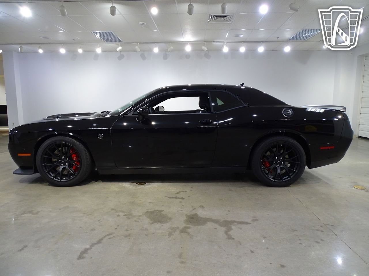 Used 2015 Dodge Challenger SRT Hellcat RWD image 7