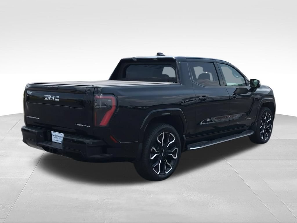 Used 2025 GMC Sierra EV Denali AWD/4WD image 8