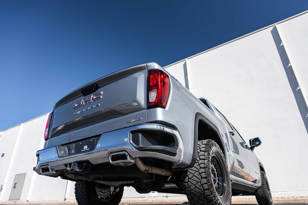 Used 2025 GMC Sierra 1500 SLE w/ X31 Off-Road Package AWD/4WD image 36