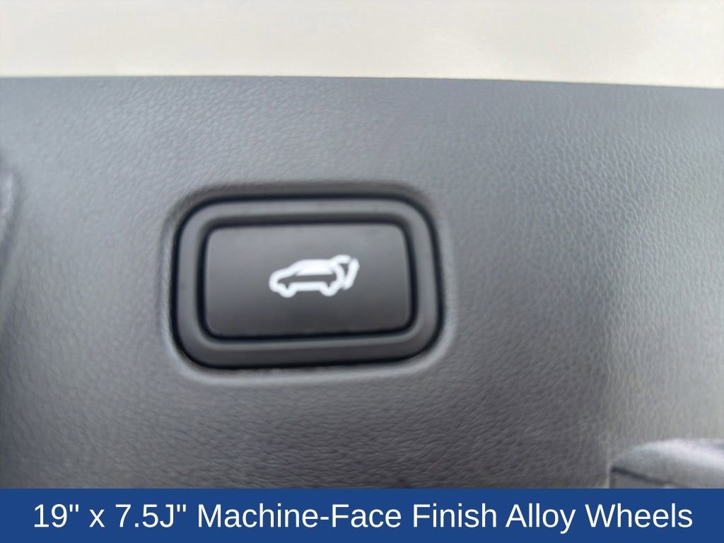 Used 2023 Hyundai Tucson SEL w/ Convenience Package FWD image 9
