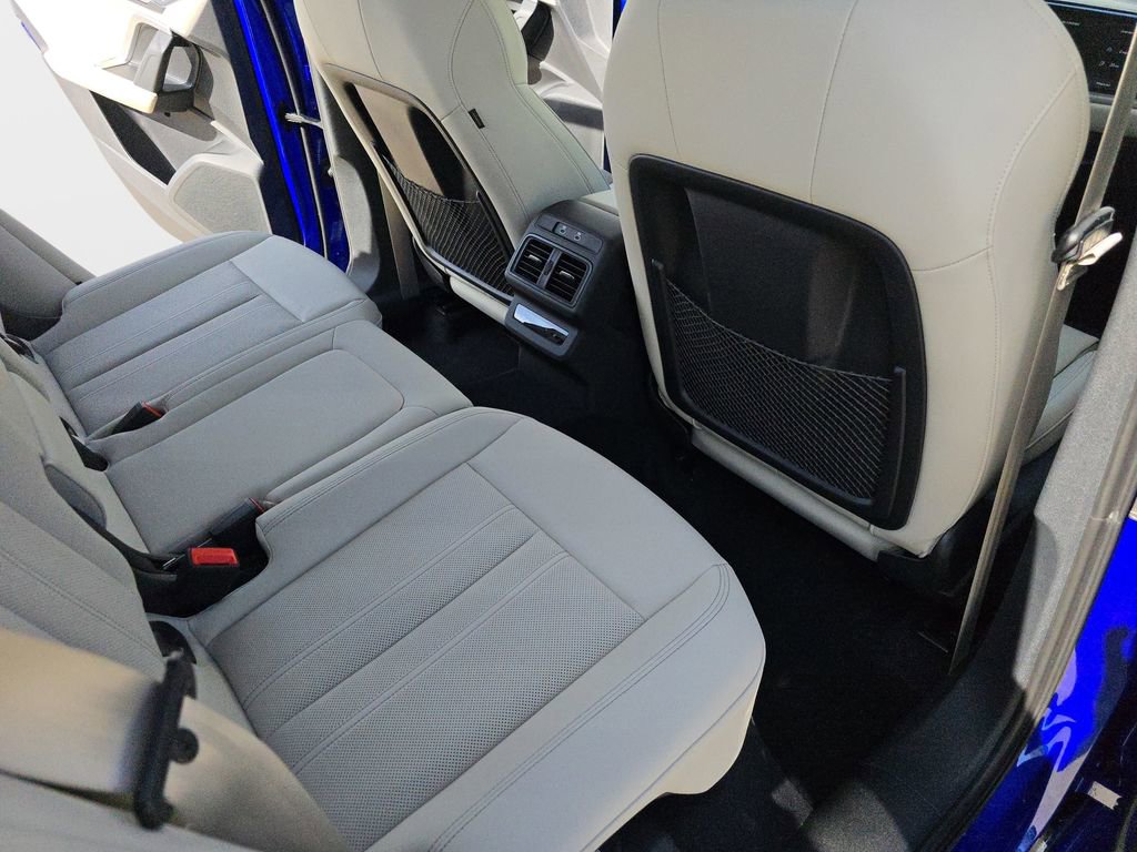New 2025 Audi Q5 Prestige image 11