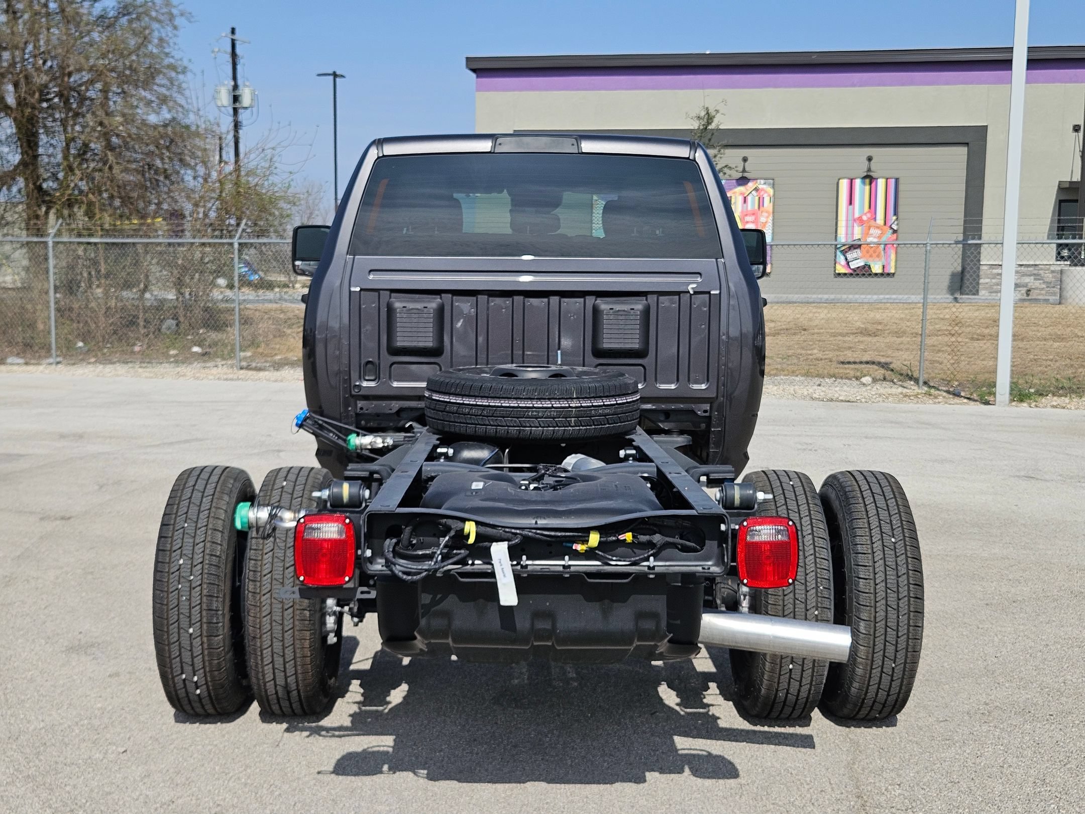 New 2026 RAM 3500 Tradesman AWD/4WD image 4
