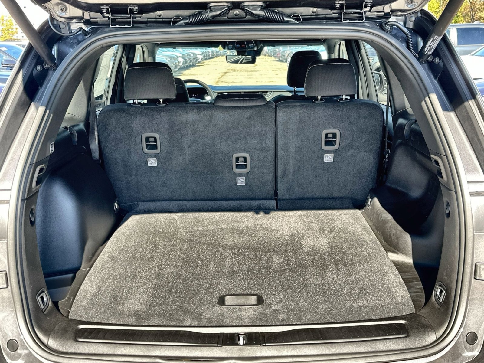 New 2025 Jeep Grand Cherokee Laredo X w/ Luxury Tech Group I image 25