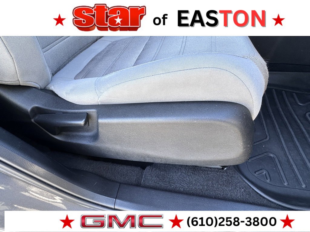 Used 2017 Honda CR-V LX image 12