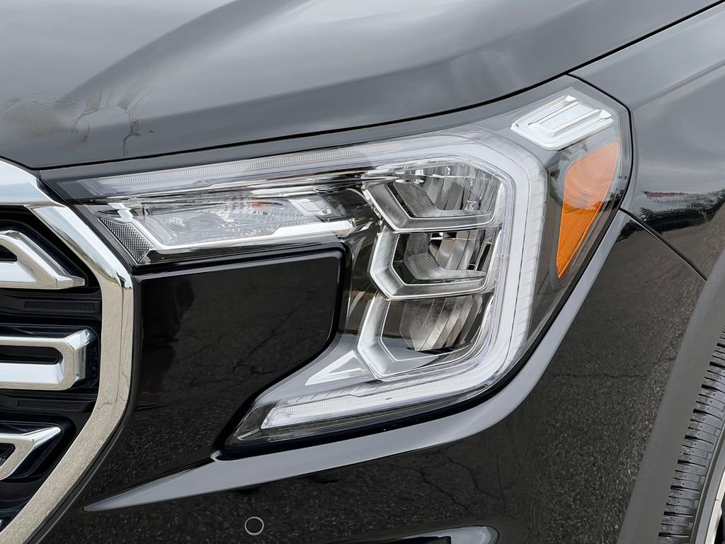 Certified 2024 GMC Terrain SLT w/ Infotainment Package II image 41