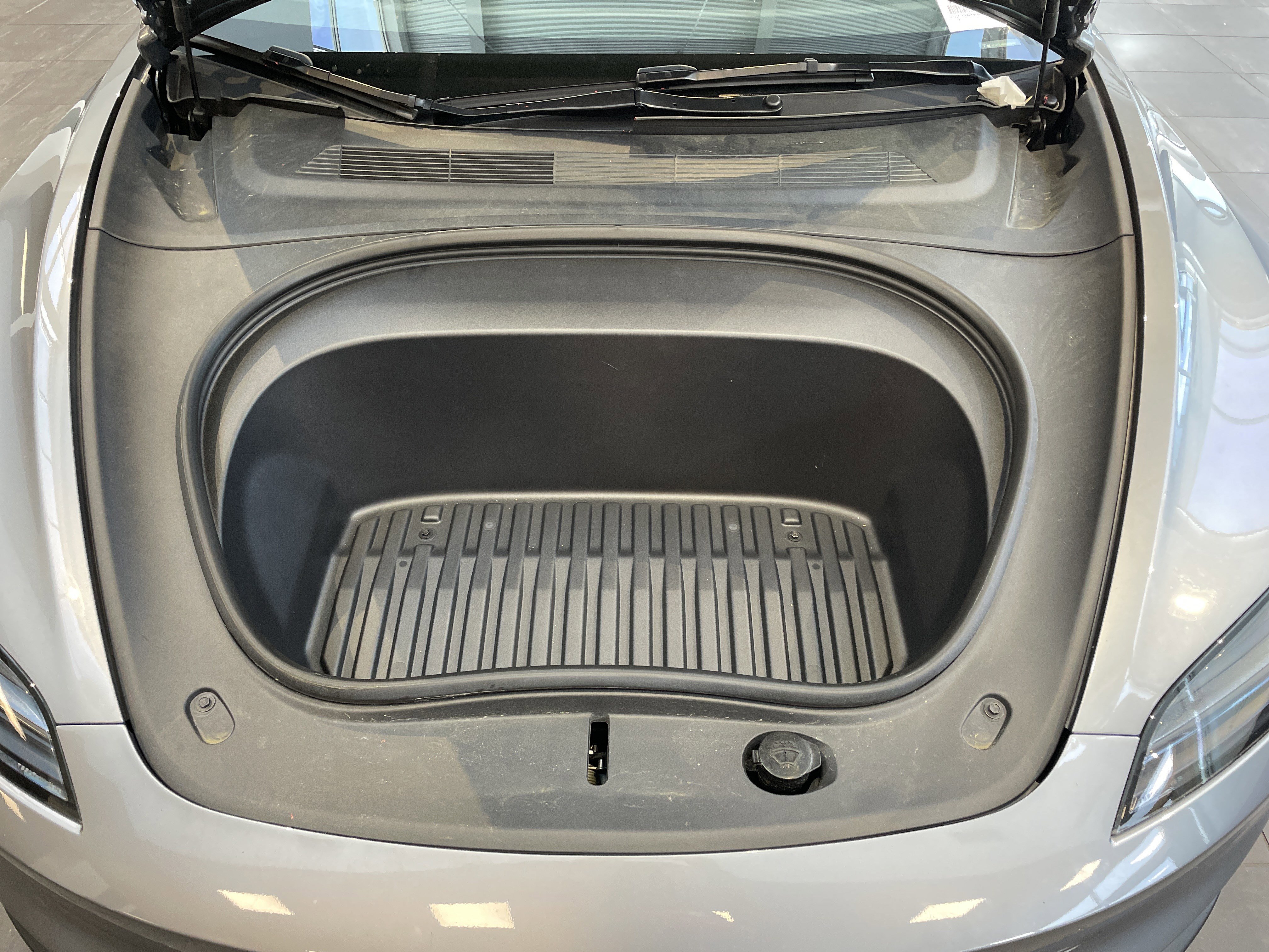 Used 2024 Tesla Model 3 Long Range RWD image 39