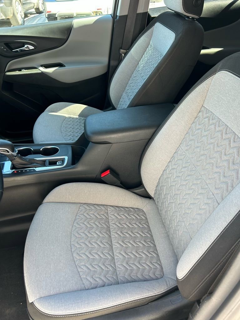 Used 2024 Chevrolet Equinox LT image 6
