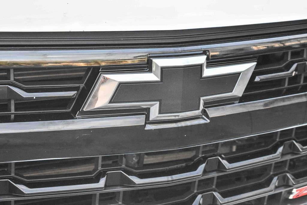 Used 2024 Chevrolet Silverado 1500 LT Trail Boss w/ Protection Package image 9