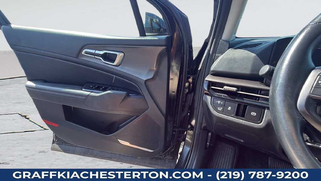 Used 2026 Kia Sportage EX FWD image 26
