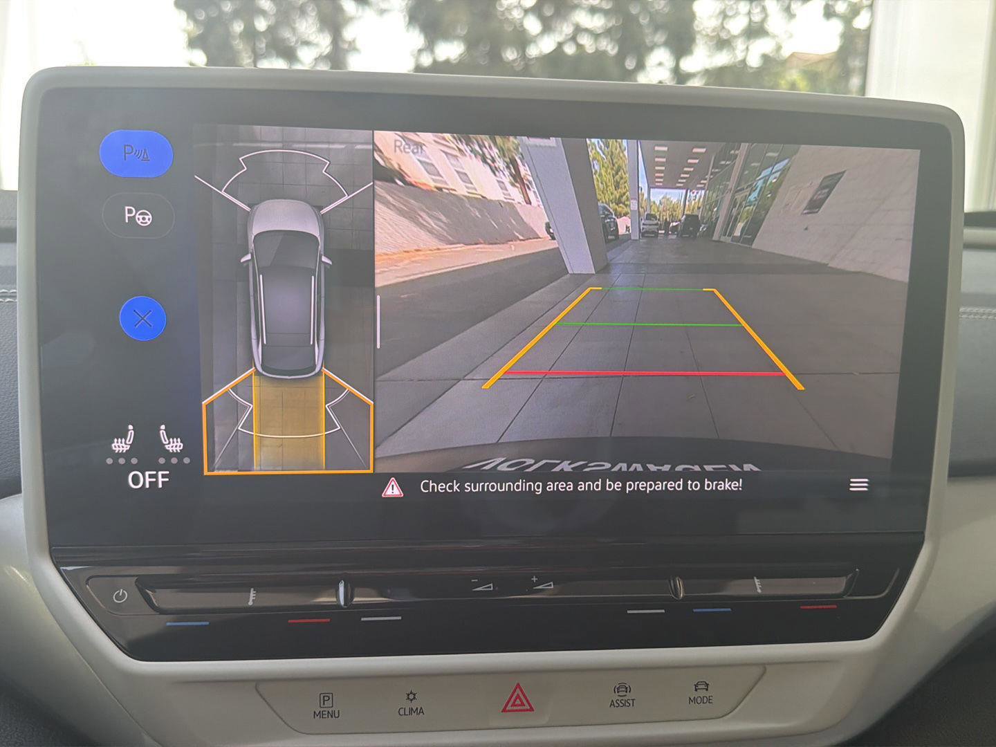 Used 2023 Volkswagen ID.4 Pro S Plus image 21