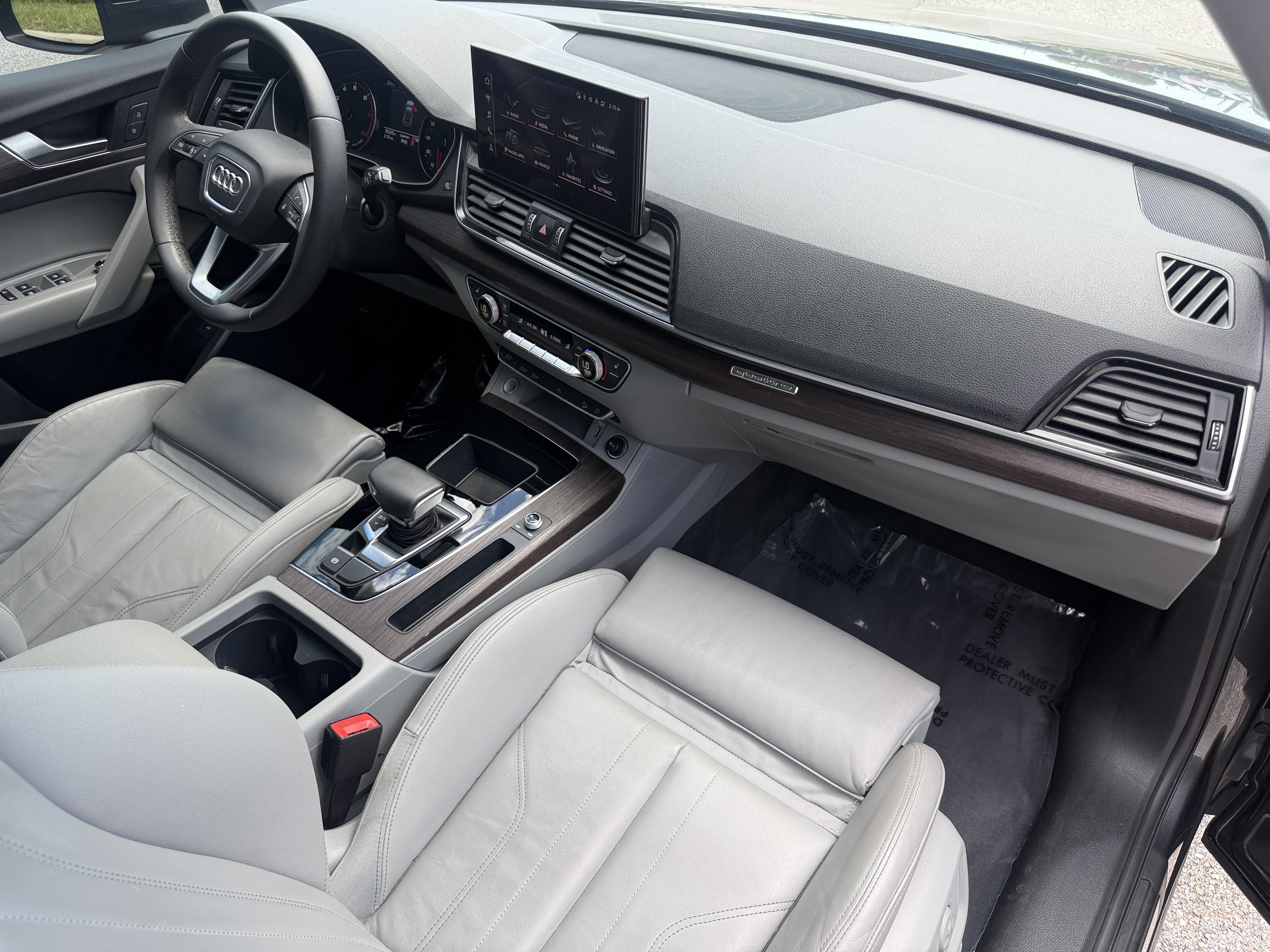 Used 2024 Audi Q5 2.0T Premium w/ Convenience Package AWD/4WD image 13