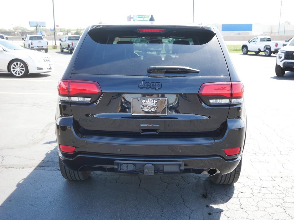Used 2021 Jeep Grand Cherokee Laredo X AWD/4WD image 9