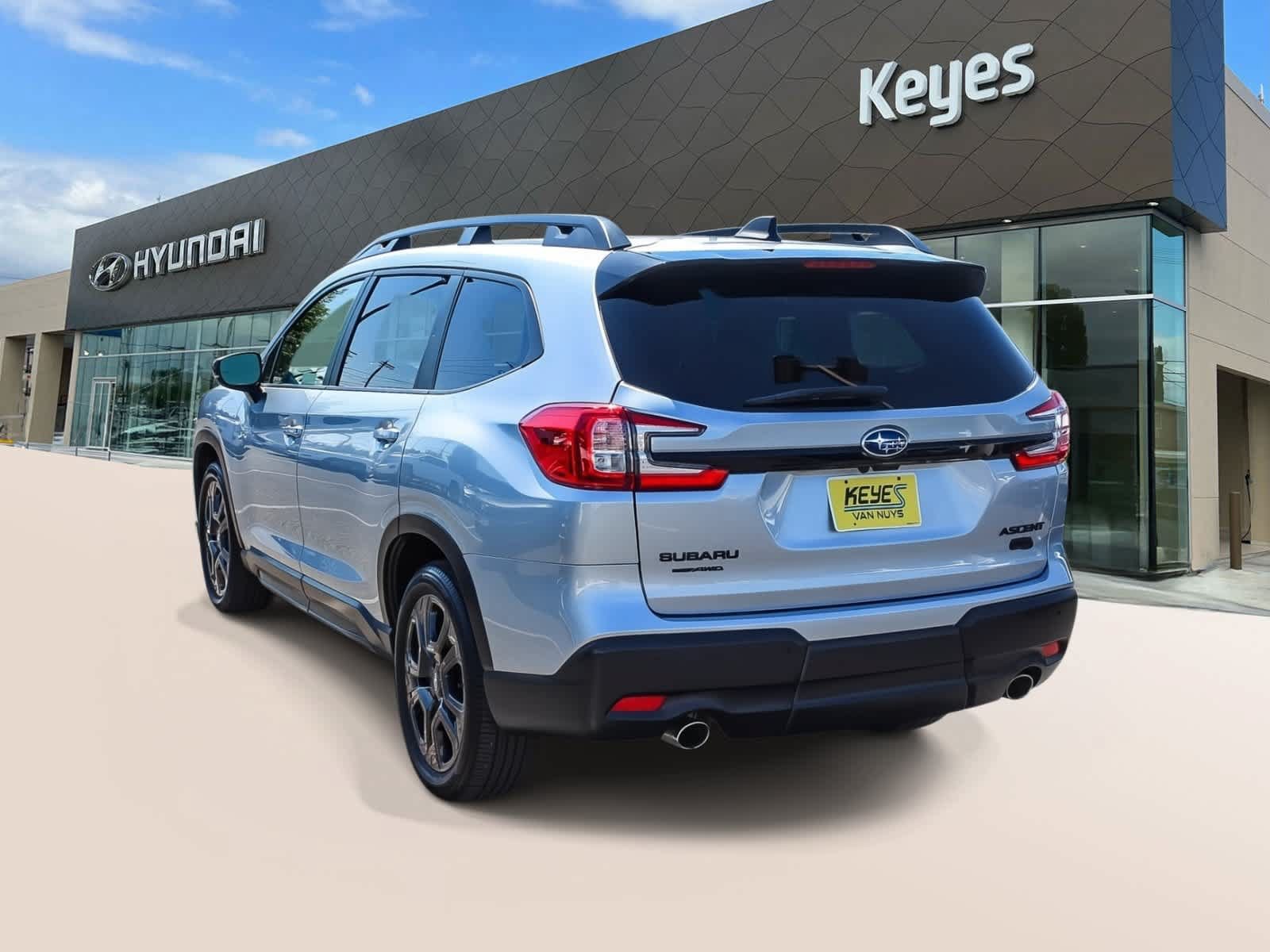 Used 2025 Subaru Ascent Onyx Edition AWD/4WD image 7