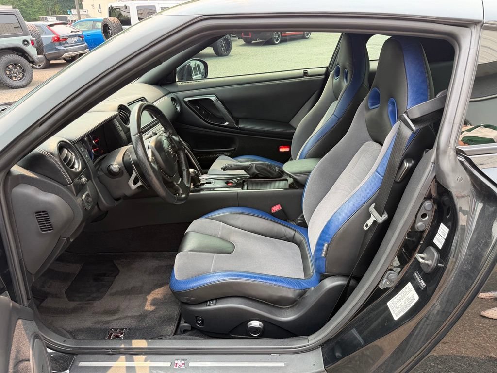 Used 2014 Nissan GT-R Track Edition AWD/4WD image 10
