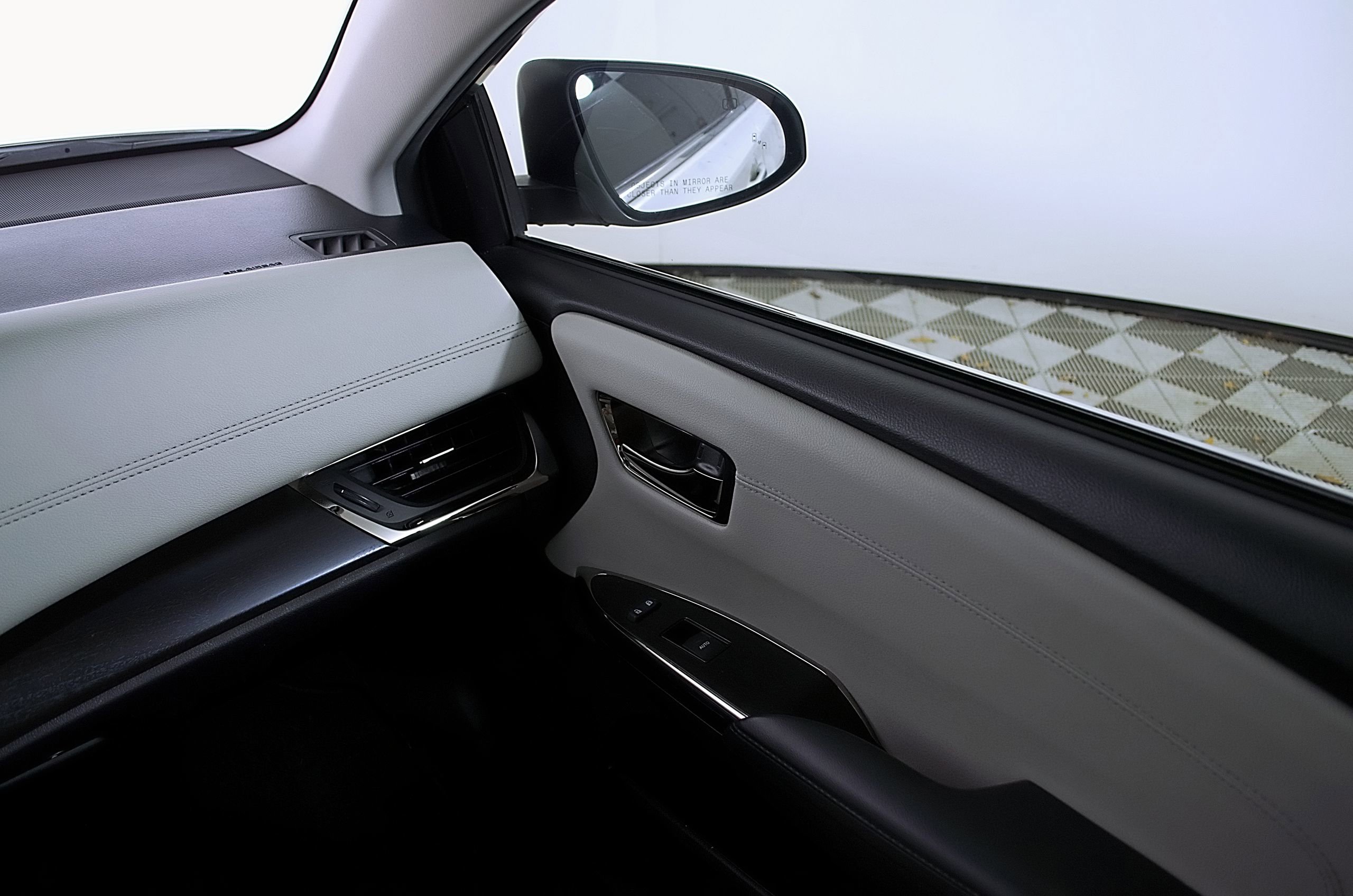 Used 2017 Toyota Avalon XLE Premium FWD image 27