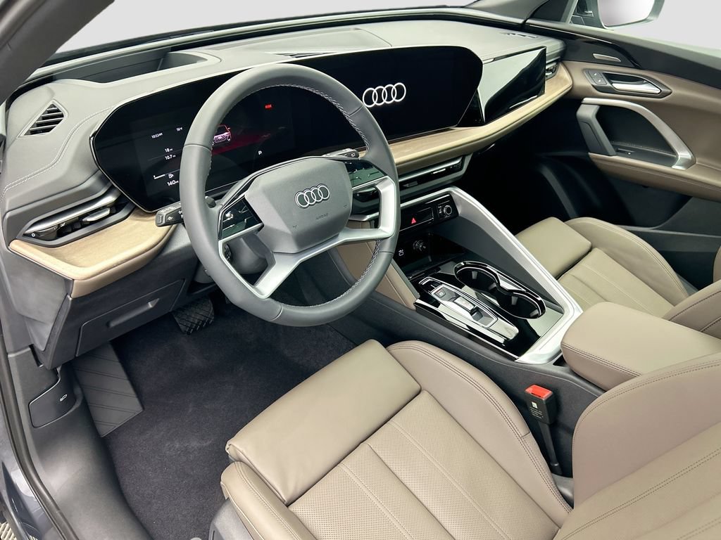 Certified 2025 Audi Q5 Premium w/ Premium Plus AWD/4WD image 10